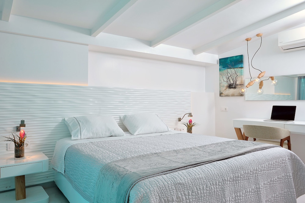 TRYP by Wyndham Corfu Dassia — Hotel rooms in Dassia, Ionian Islands