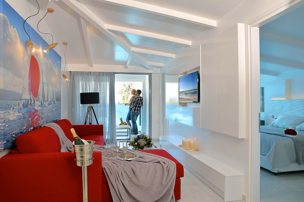 TRYP by Wyndham Corfu Dassia — Hotel rooms in Dassia, Ionian Islands