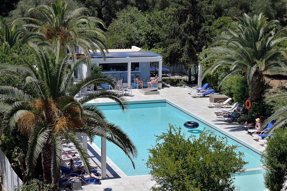 TRYP by Wyndham Corfu Dassia — Swimming pool in Dassia, Ionian Islands