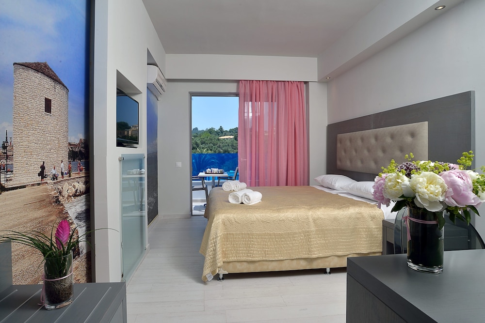 TRYP by Wyndham Corfu Dassia — Hotel rooms in Dassia, Ionian Islands