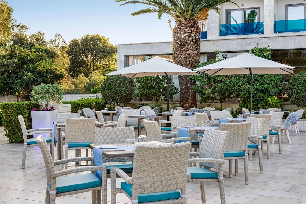 TRYP by Wyndham Corfu Dassia — Restaurant & bars in Dassia, Ionian Islands