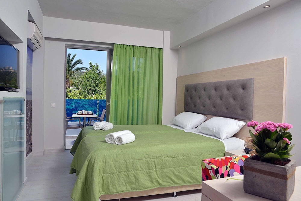 TRYP by Wyndham Corfu Dassia — Hotel rooms in Dassia, Ionian Islands