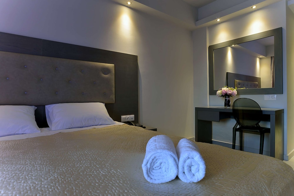 TRYP by Wyndham Corfu Dassia — Hotel rooms in Dassia, Ionian Islands