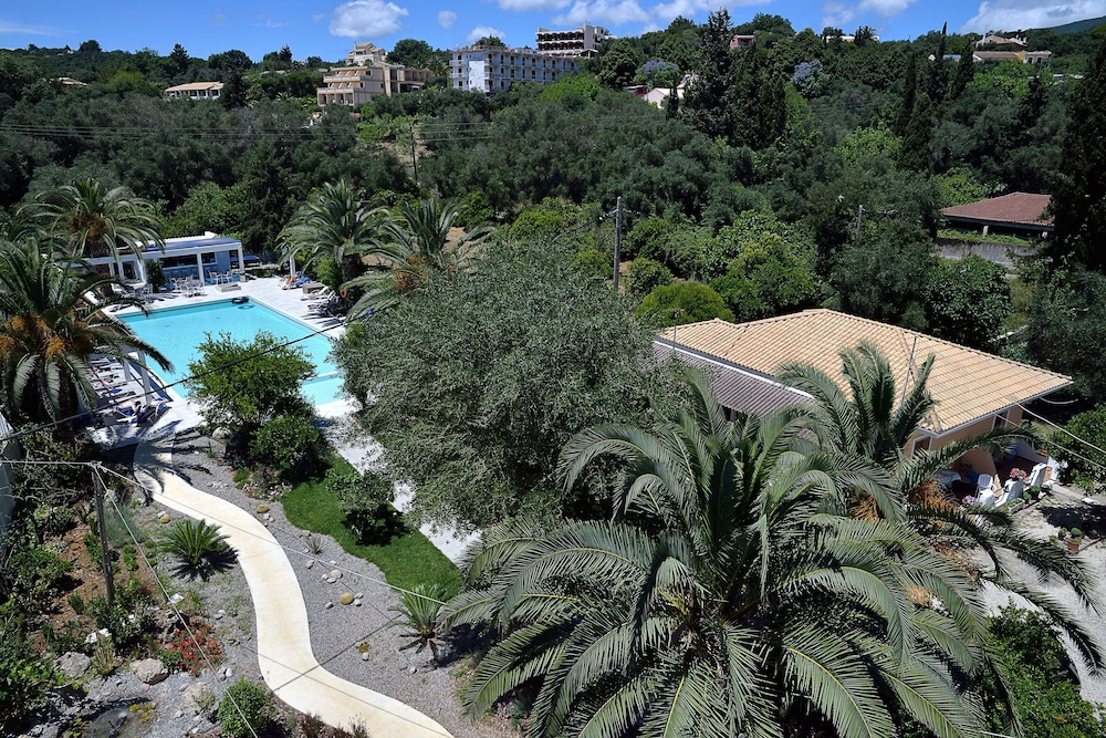 TRYP by Wyndham Corfu Dassia — Swimming pool in Dassia, Ionian Islands