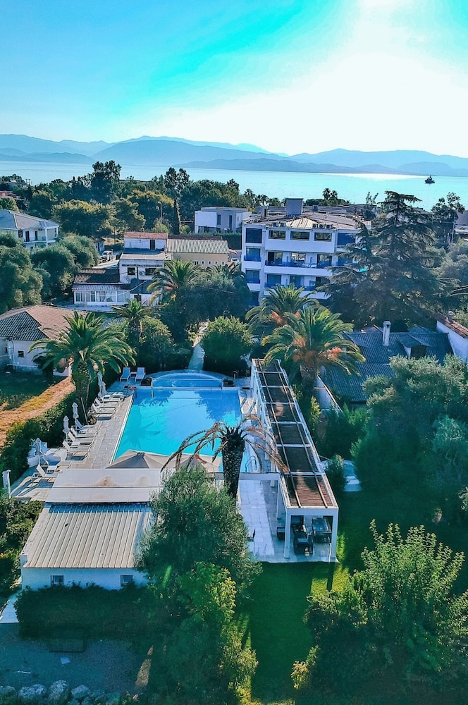 TRYP by Wyndham Corfu Dassia — Swimming pool in Dassia, Ionian Islands