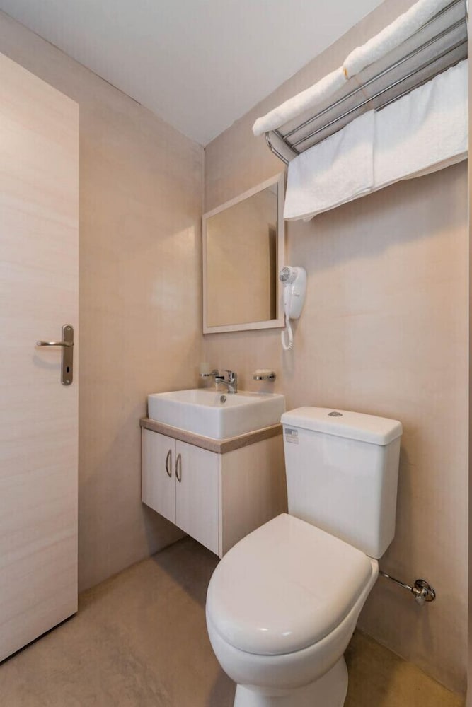 Eagles Nest Hotel — Hotel rooms in Pefkos, South Aegean