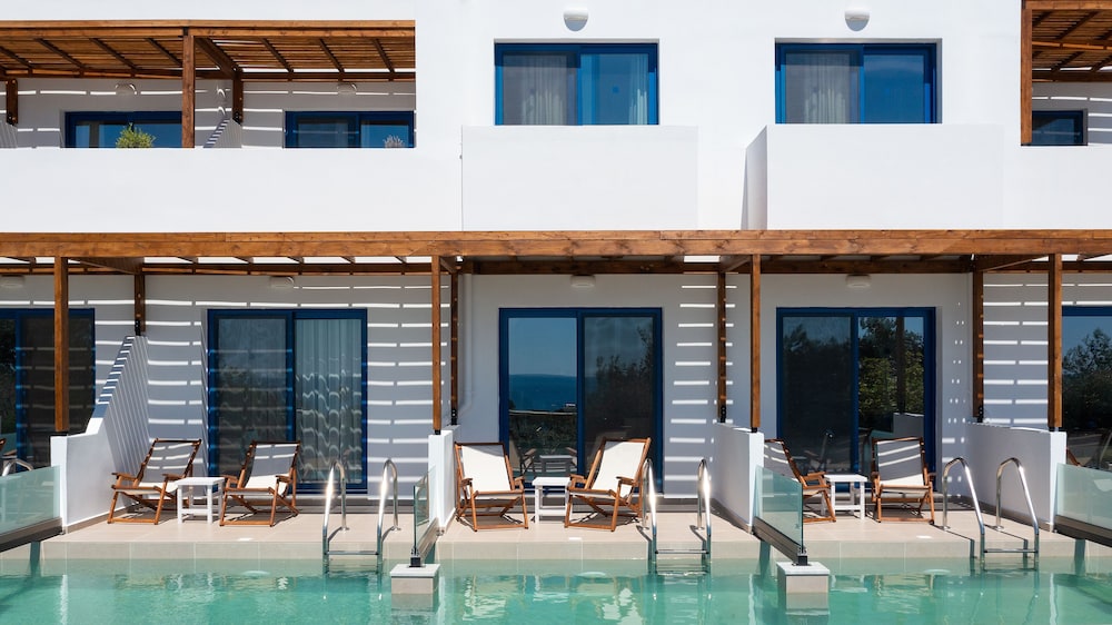 Eagles Nest Hotel — Swimming pool in Pefkos, South Aegean