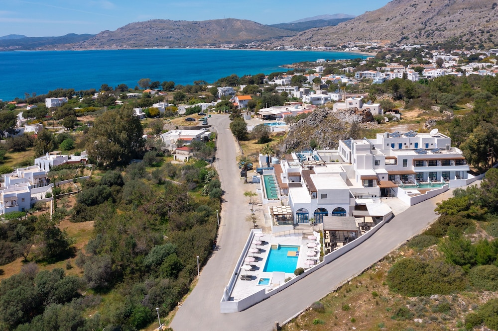 Eagles Nest Hotel — Hotel building in Pefkos, South Aegean