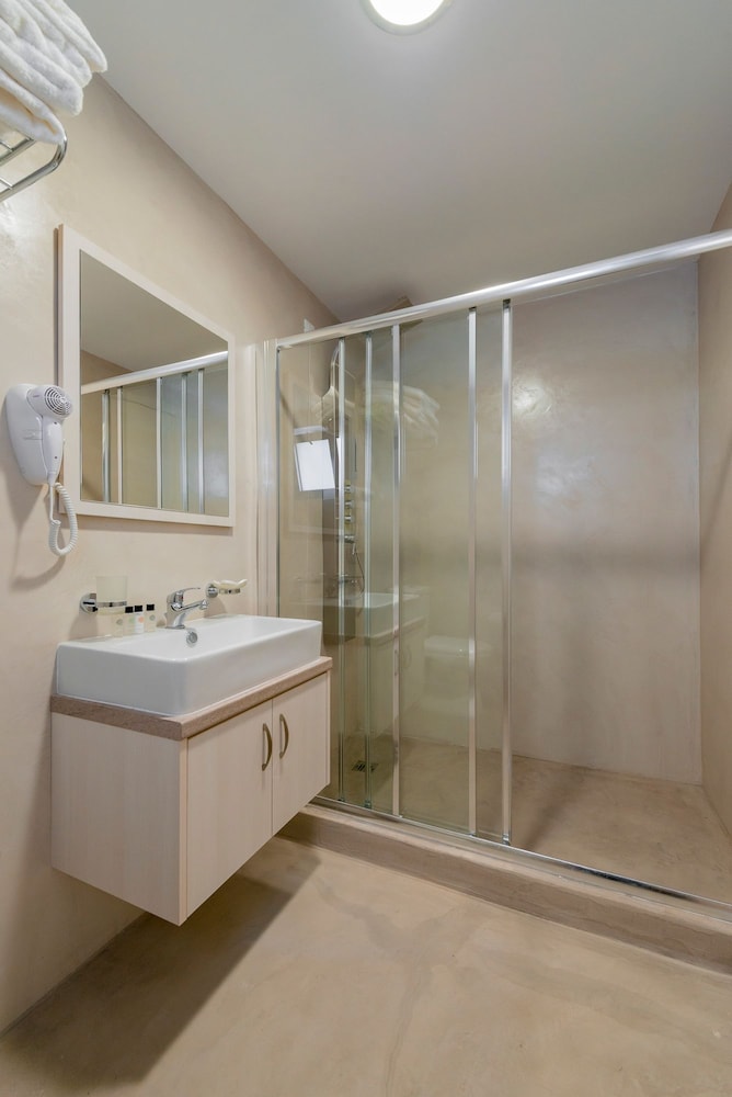 Eagles Nest Hotel — Hotel rooms in Pefkos, South Aegean