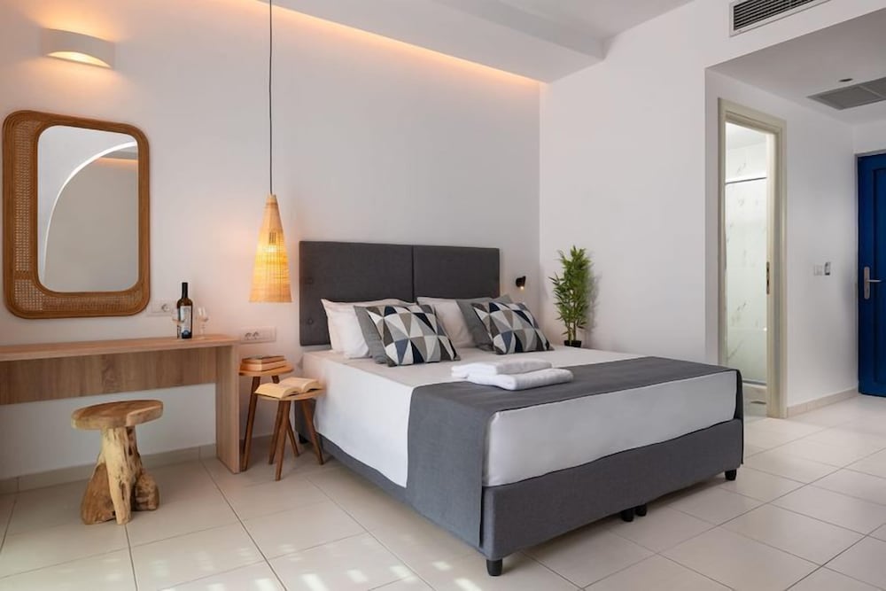 Eagles Nest Hotel — Hotel rooms in Pefkos, South Aegean