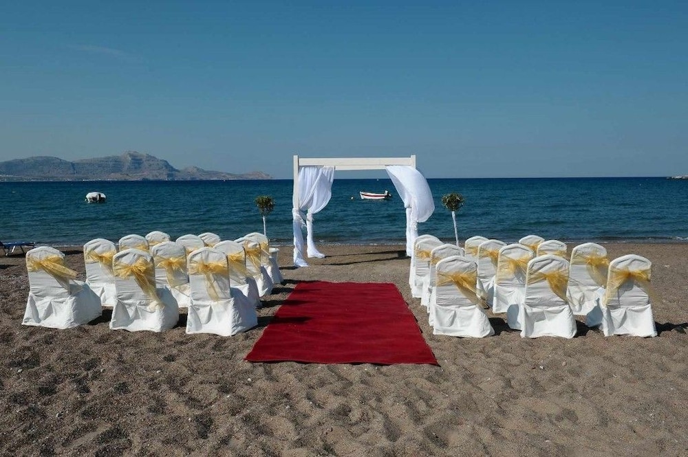Eagles Nest Hotel — Beach in Pefkos, South Aegean