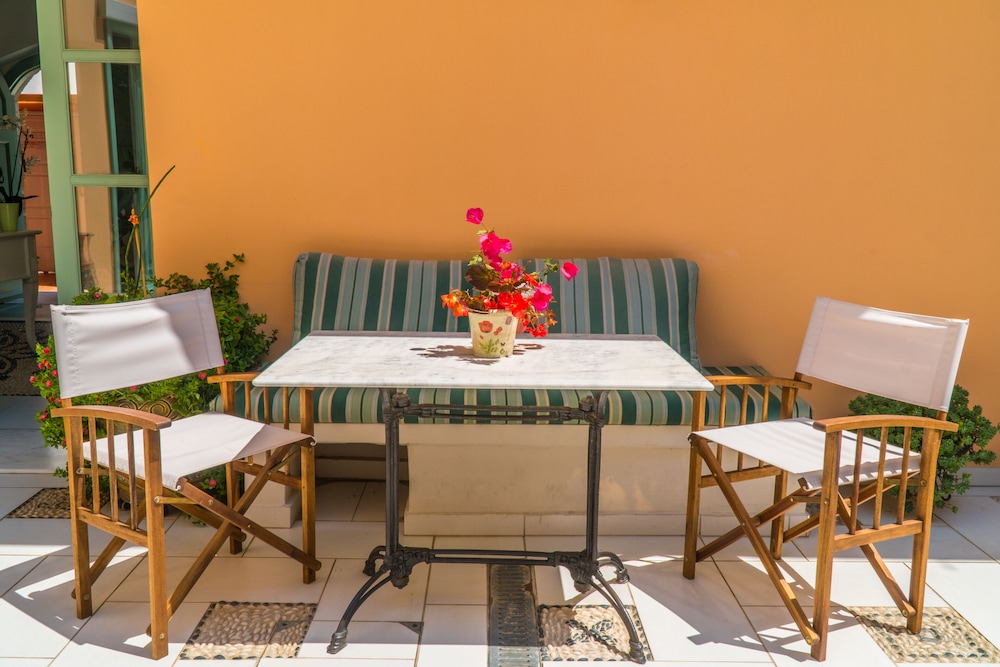 Efchi Suites 1904 — Hotel building in Rhodes Town, South Aegean