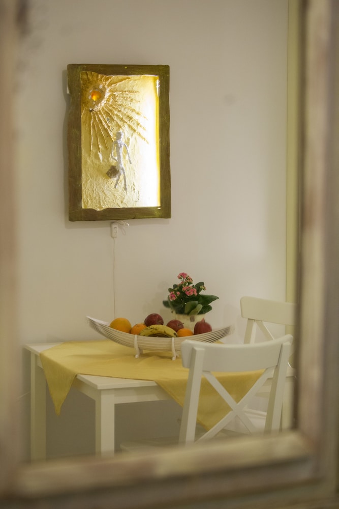 Efchi Suites 1904 — Hotel rooms in Rhodes Town, South Aegean