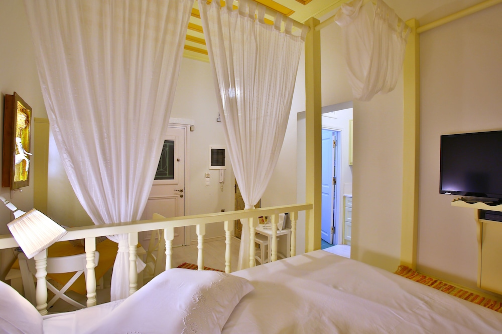 Efchi Suites 1904 - zdjęcie 3