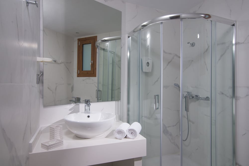 Harma Boutique Hotel — Rooms in Hersonissos
