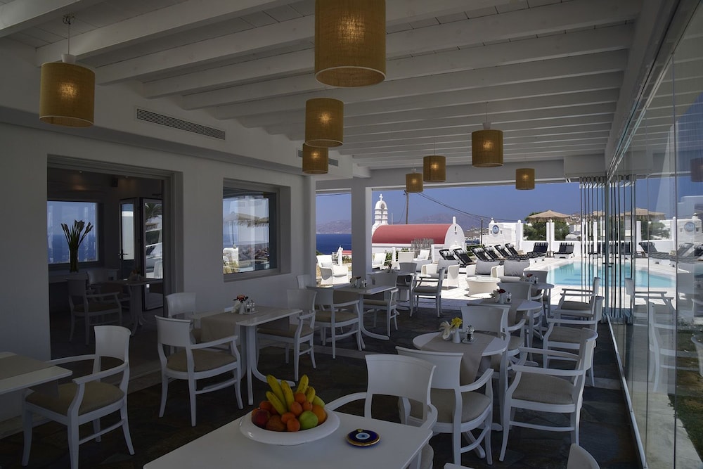 Margie Mykonos Hotel — Restaurant & bars in Mykonos Town, South Aegean
