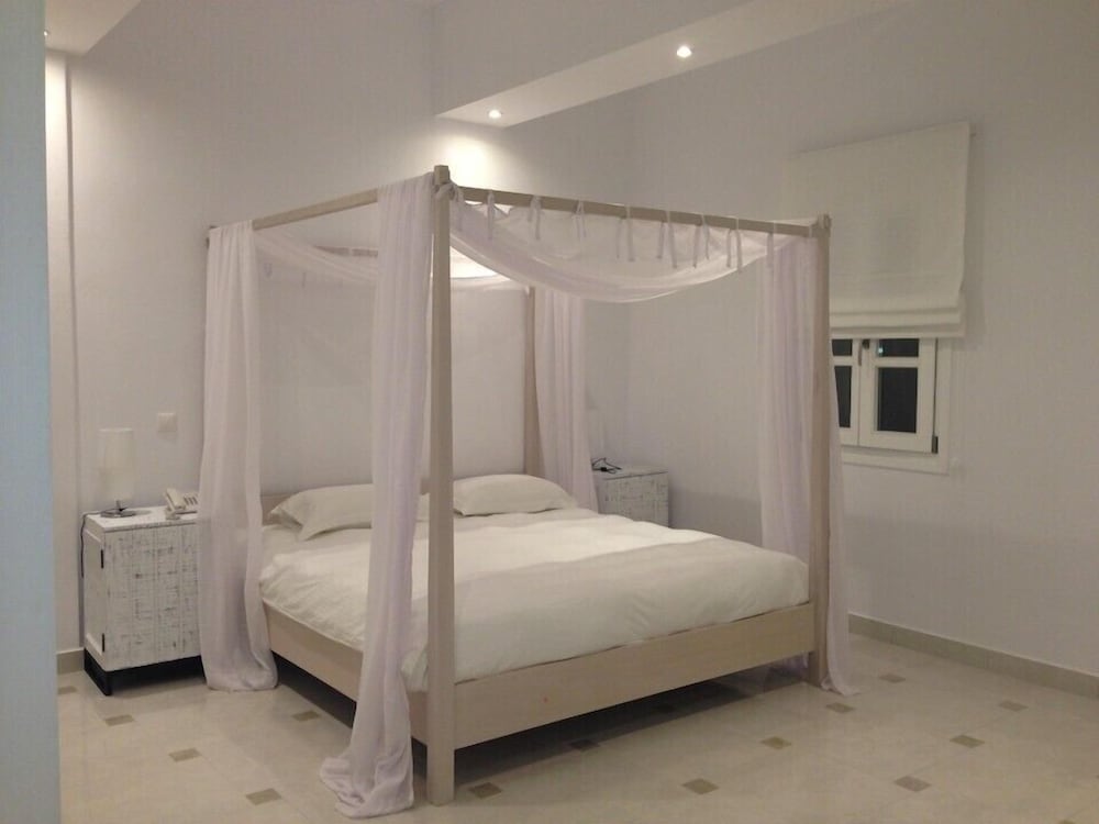 Margie Mykonos Hotel — Hotel rooms in Mykonos Town, South Aegean
