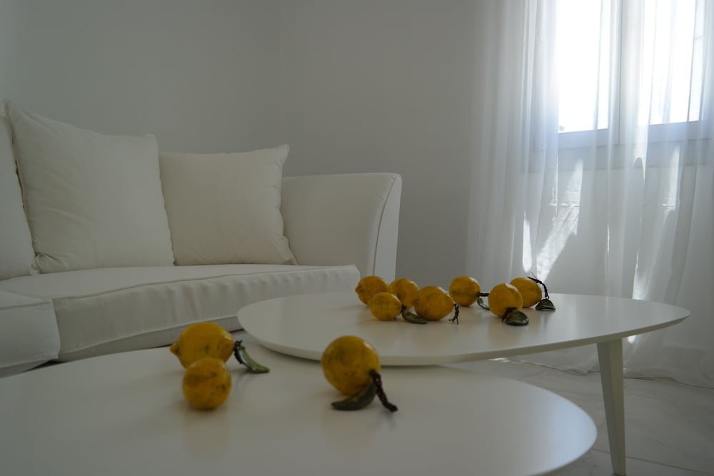 Margie Mykonos Hotel — Hotel rooms in Mykonos Town, South Aegean