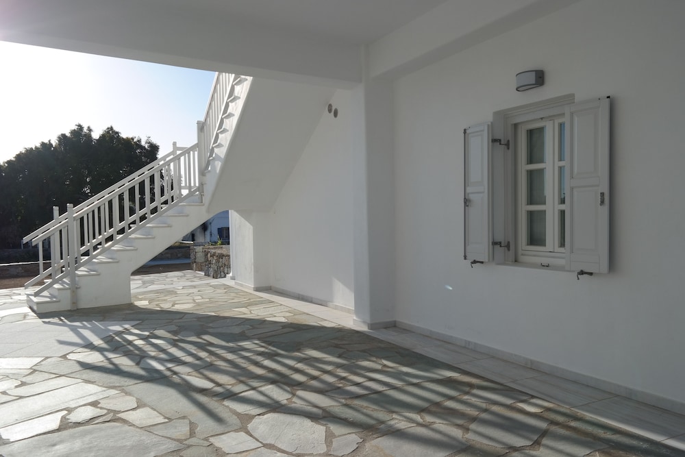 Margie Mykonos Hotel — Hotel building in Mykonos Town, South Aegean
