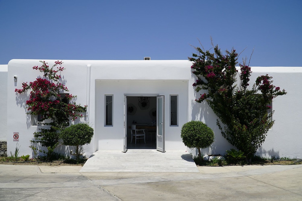 Margie Mykonos Hotel — Hotel building in Mykonos Town, South Aegean