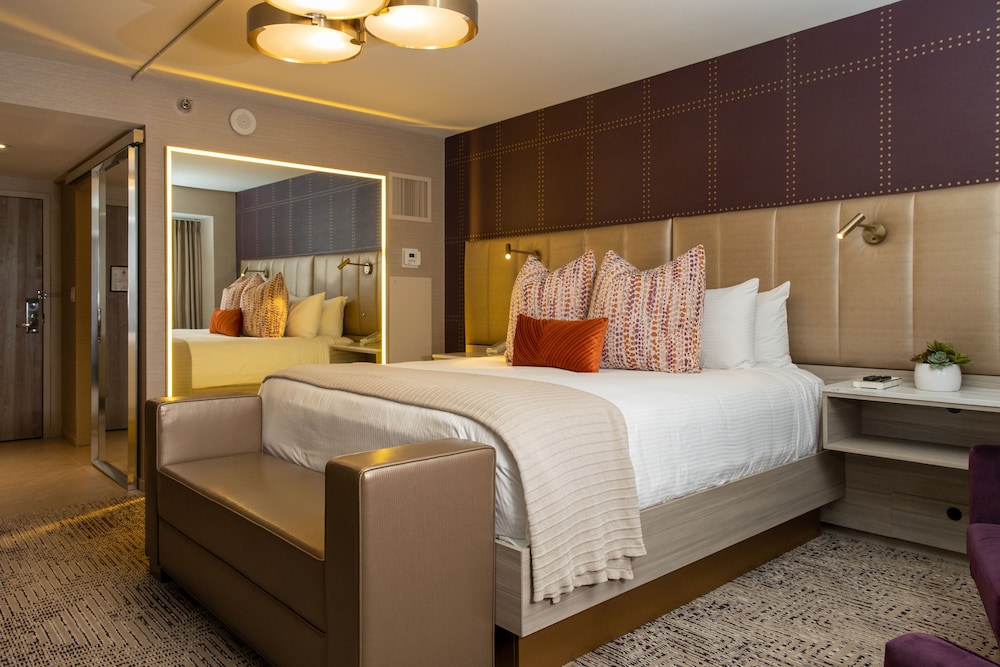 SAHARA Las Vegas — Hotel rooms in Las Vegas, Nevada