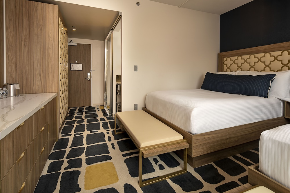 SAHARA Las Vegas — Hotel rooms in Las Vegas, Nevada