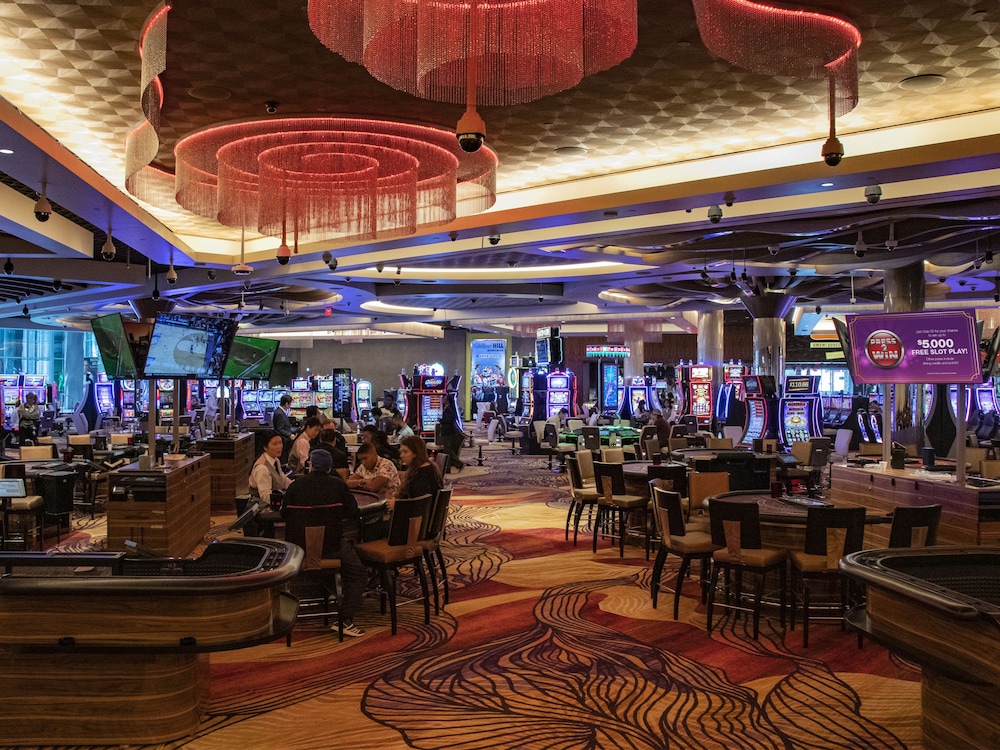 SAHARA Las Vegas — Restaurant & bars in Las Vegas, Nevada