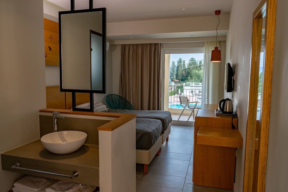 Olympion Village — Hotel rooms in Lefkimmi (Corfu), Ionian Islands
