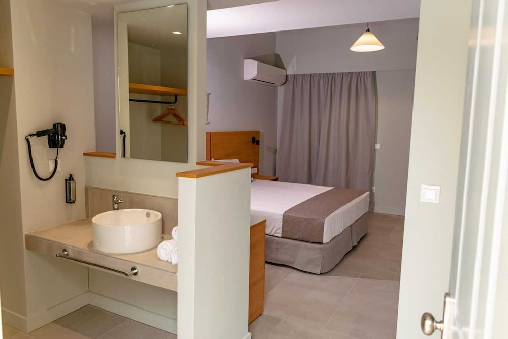 Olympion Village — Hotel rooms in Lefkimmi (Corfu), Ionian Islands