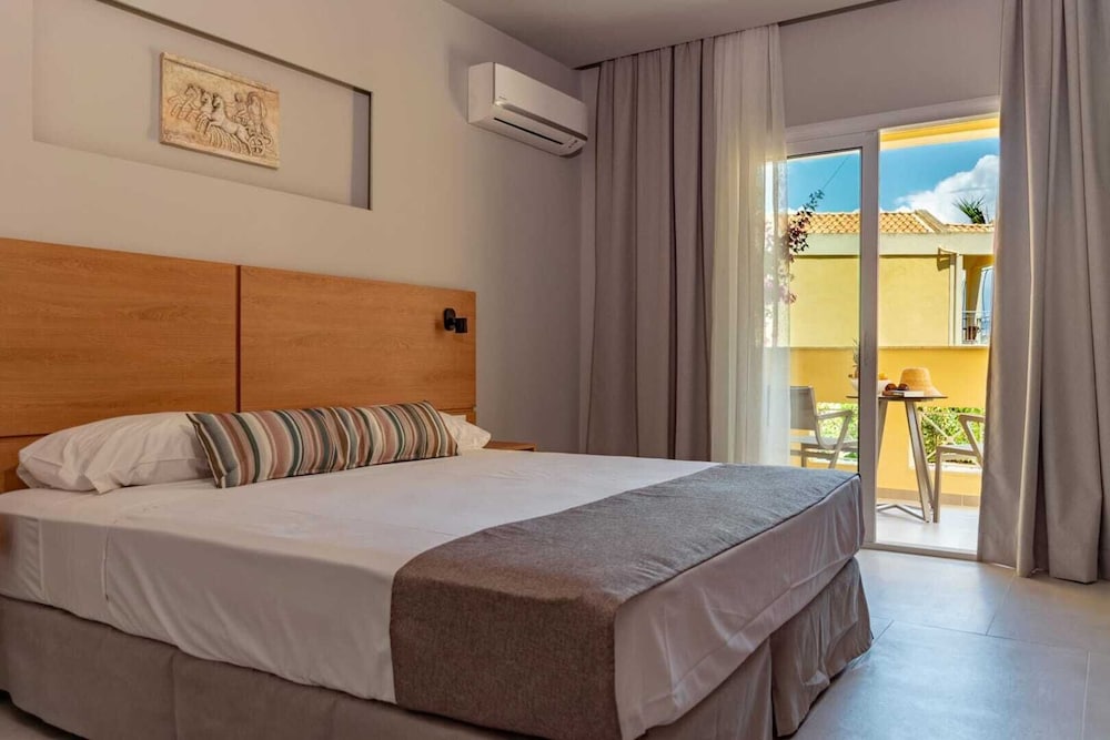 Olympion Village — Hotel rooms in Lefkimmi (Corfu), Ionian Islands