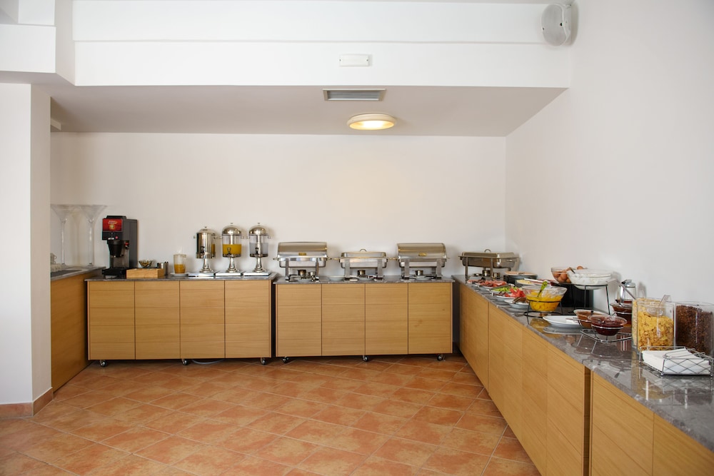 Olympion Village — Restaurant & bars in Lefkimmi (Corfu), Ionian Islands