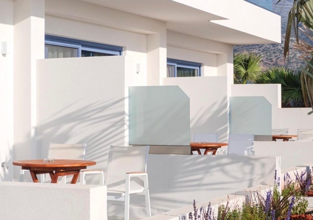 Pyrgos Blue — Hotel building in Malia