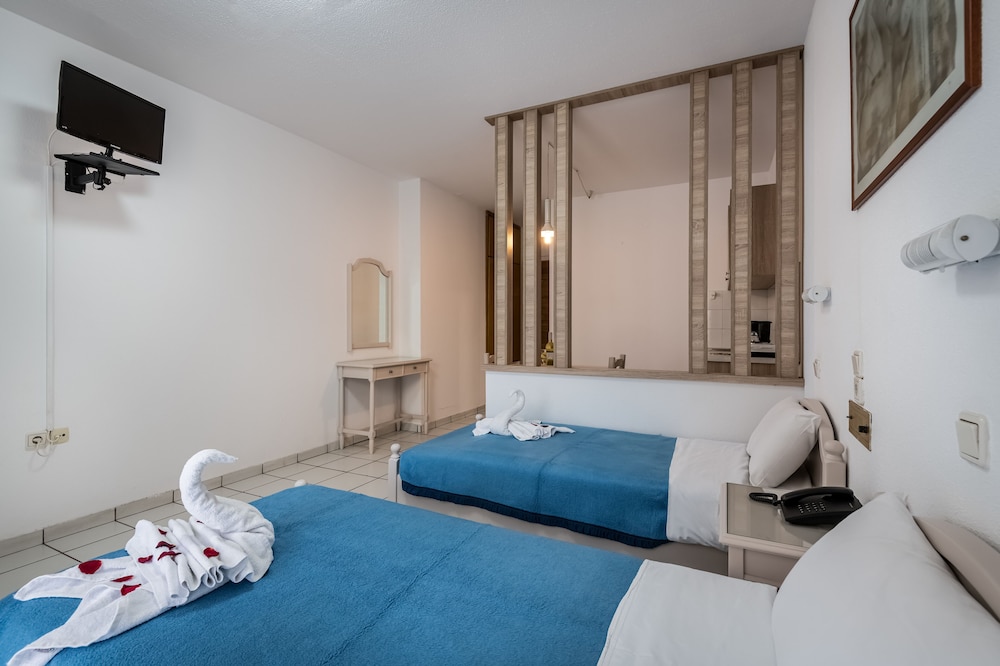 Angela — Hotel rooms in Kos Town, South Aegean