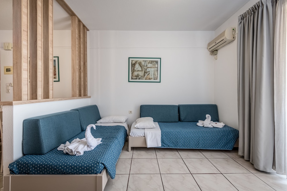 Angela — Hotel rooms in Kos Town, South Aegean