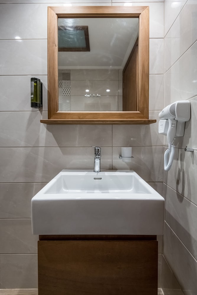 Angela — Hotel rooms in Kos Town, South Aegean