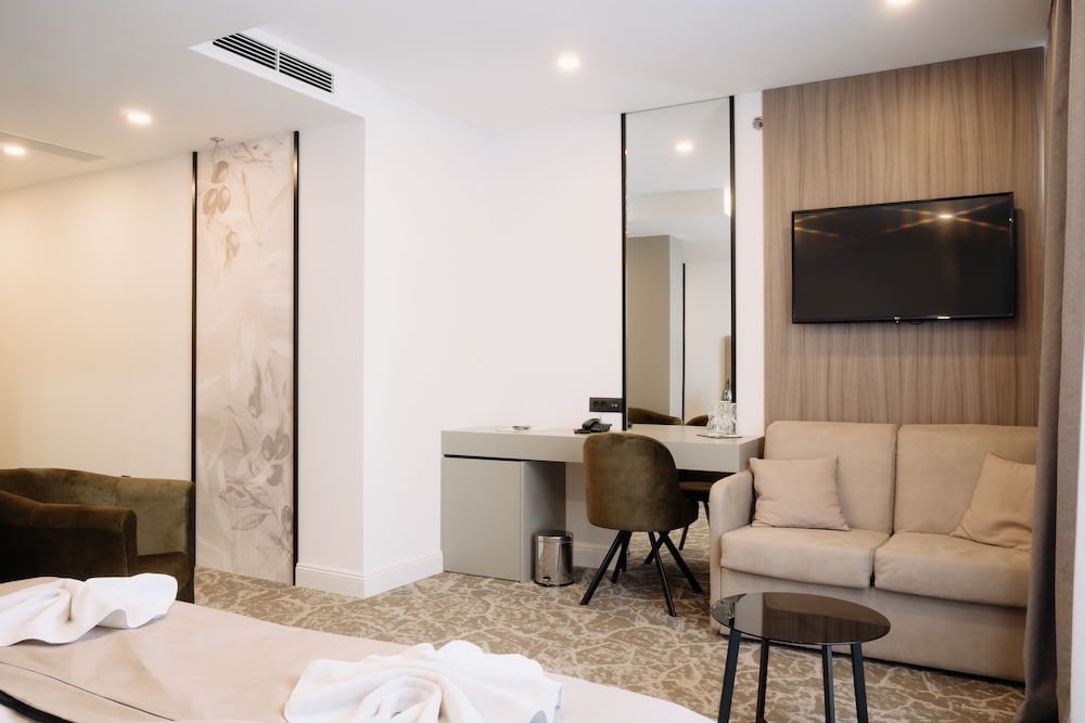 Hotel Olivier — Hotel rooms in Split, Split-Dalmatia