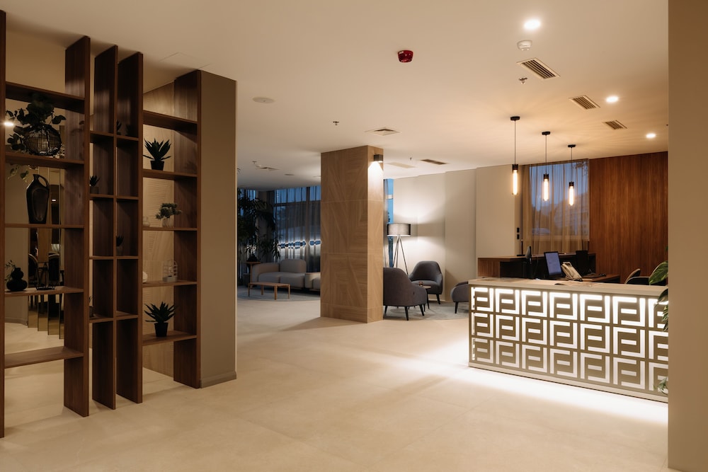 Hotel Olivier — Hotel building in Split, Split-Dalmatia