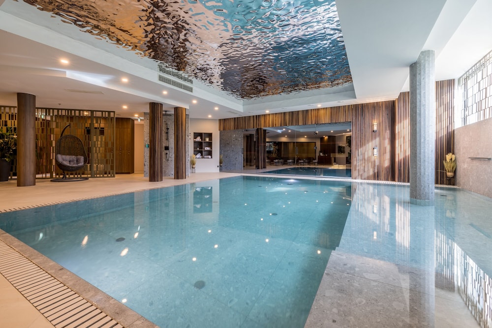 Hotel Olivier — Swimming pool in Split, Split-Dalmatia