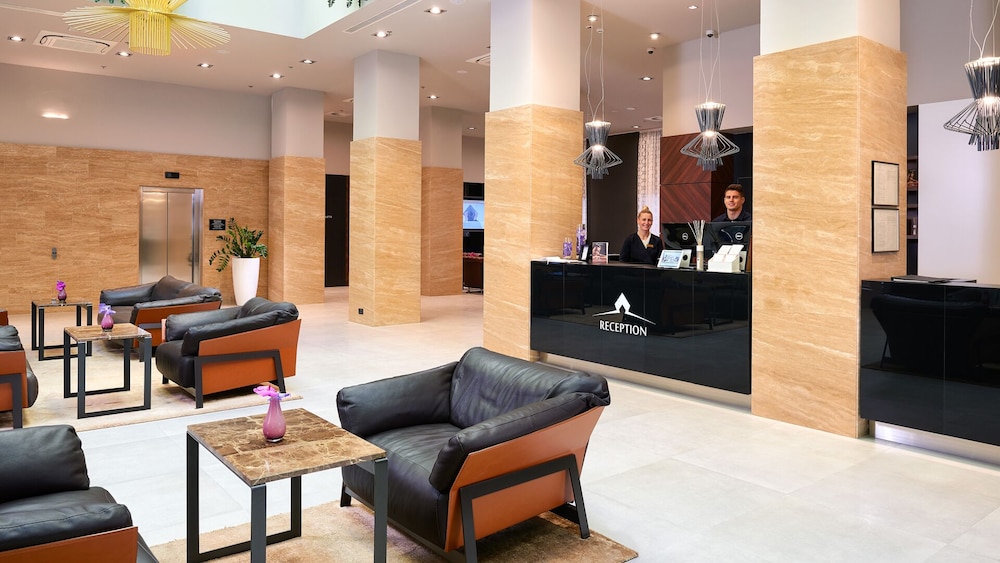 Cornaro Hotel — Hotel building in Split, Split-Dalmatia