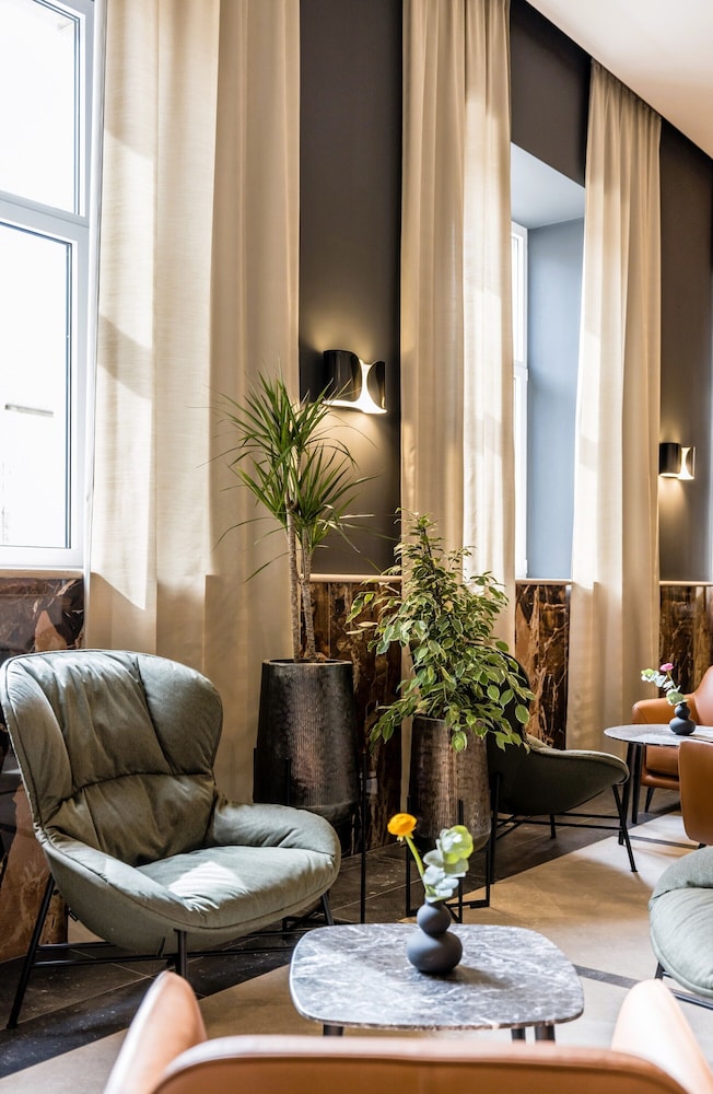 Cornaro Hotel — Hotel building in Split, Split-Dalmatia