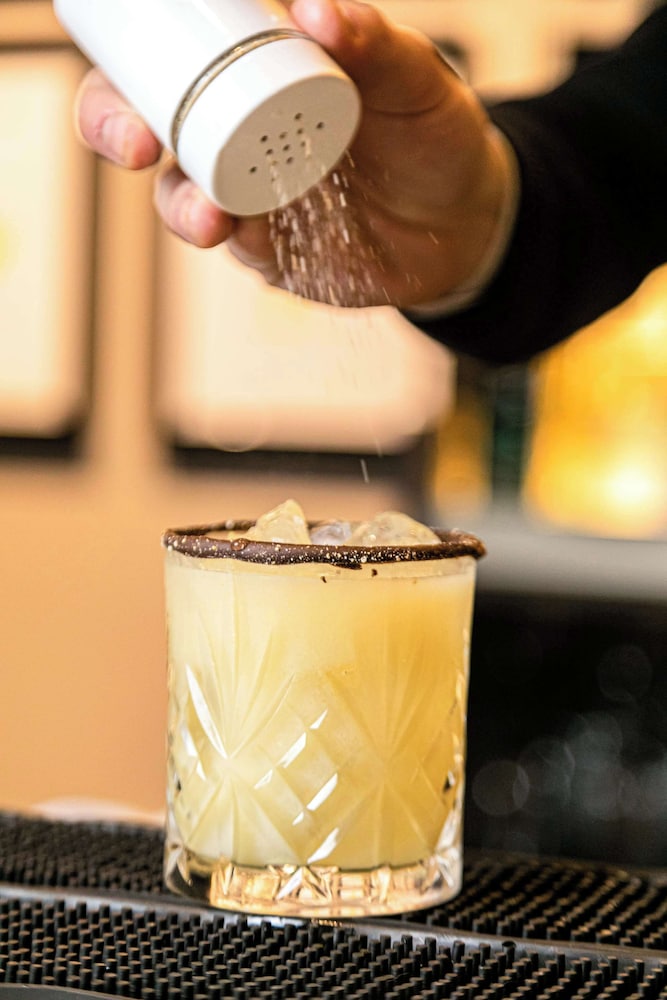 Hyatt Centric Milan Centrale — Restaurant & bars in Milan, Lombardy
