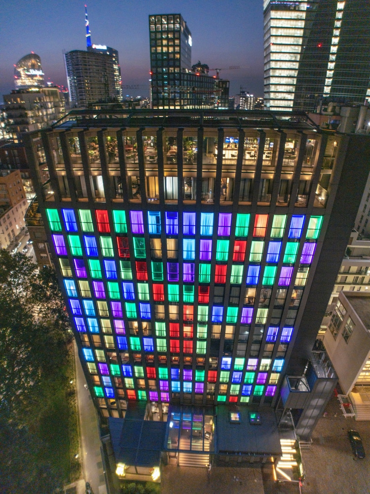 Hyatt Centric Milan Centrale — Hotel building in Milan, Lombardy