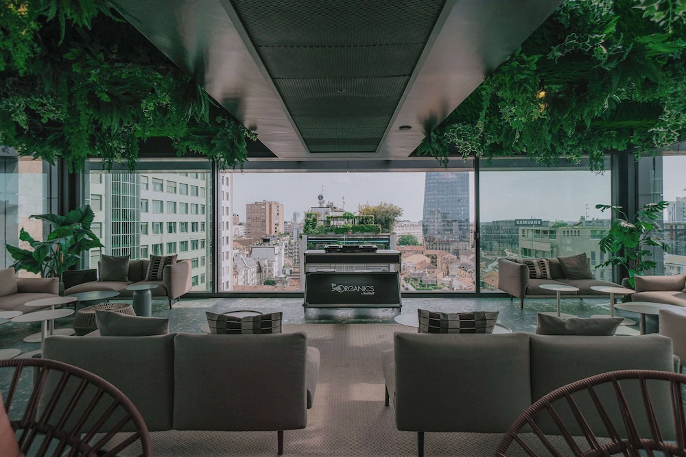 Hyatt Centric Milan Centrale — Restaurant & bars in Milan, Lombardy