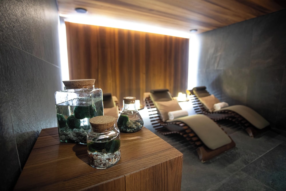 Hyatt Centric Milan Centrale — Spa in Milan, Lombardy