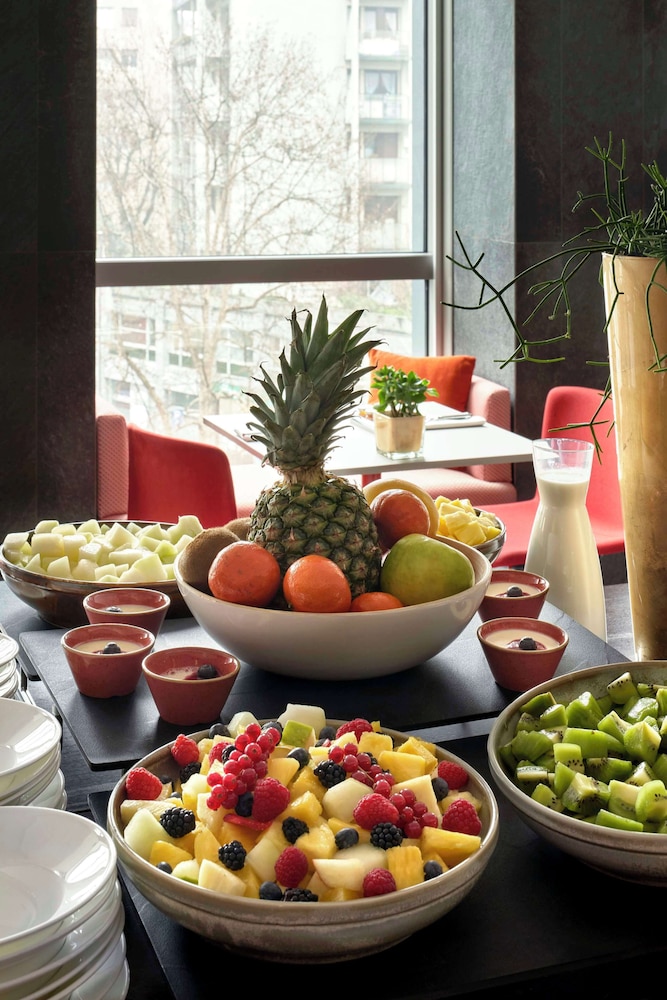 Hyatt Centric Milan Centrale — Restaurant & bars in Milan, Lombardy