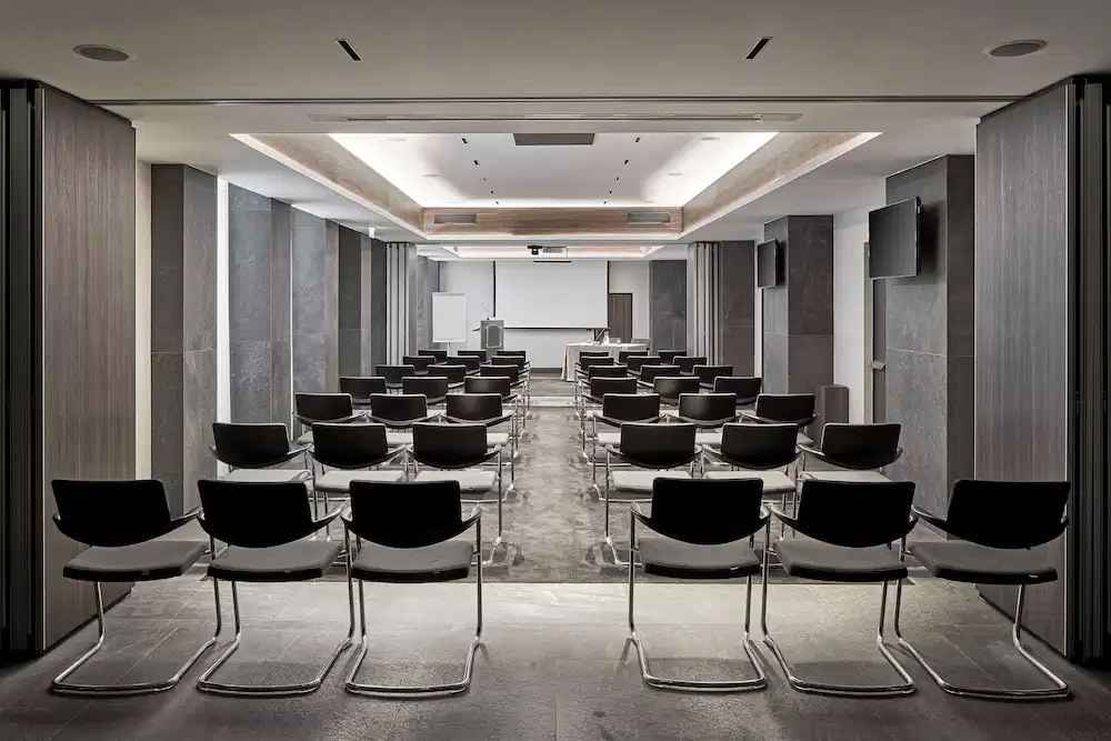 Hyatt Centric Milan Centrale — Hotel building in Milan, Lombardy
