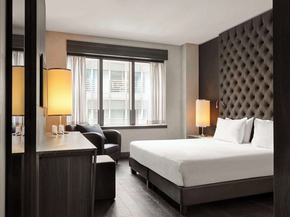 Hyatt Centric Milan Centrale — Hotel rooms in Milan, Lombardy