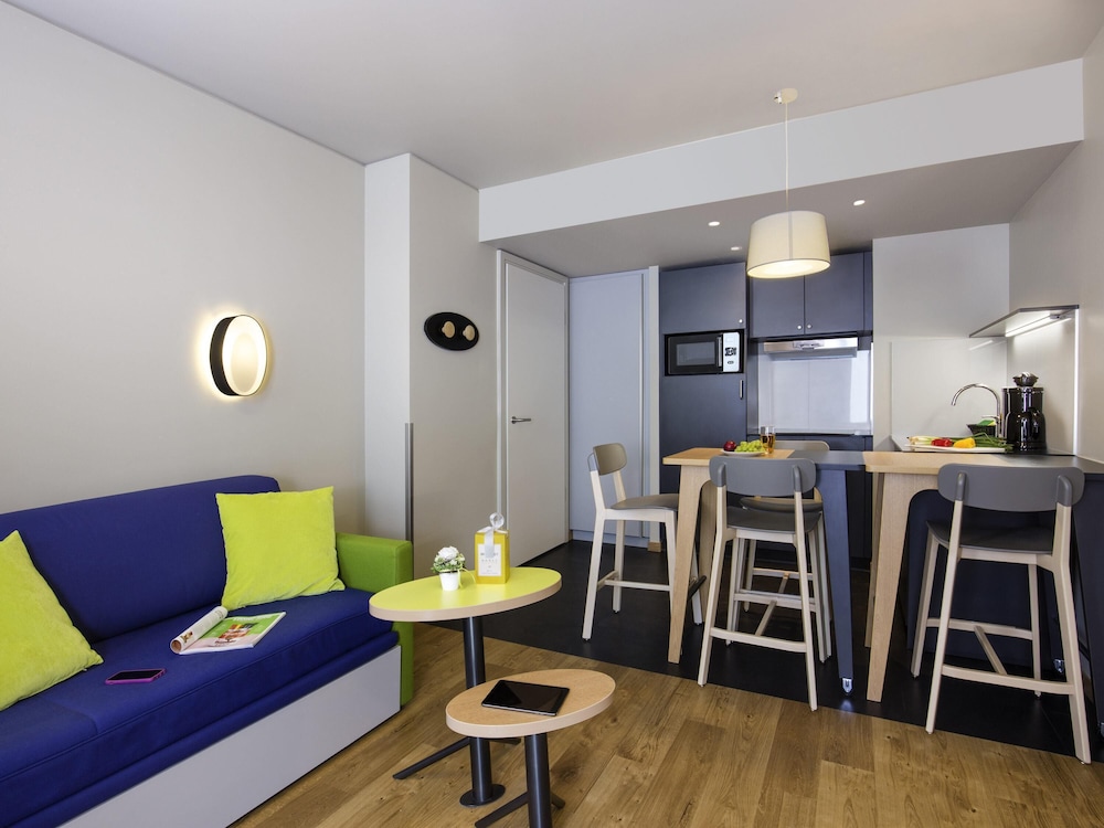Aparthotel Adagio Access Muenchen City Olympiapark — Hotel rooms in Munich, Bavaria