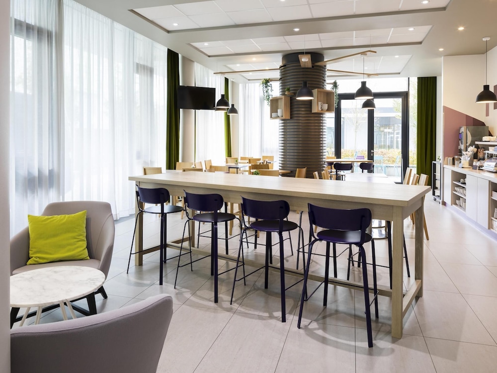 Aparthotel Adagio Access Muenchen City Olympiapark — Hotel rooms in Munich, Bavaria