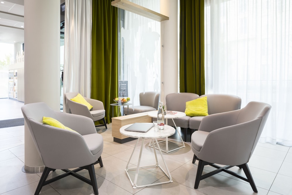 Aparthotel Adagio Access Muenchen City Olympiapark — Hotel rooms in Munich, Bavaria